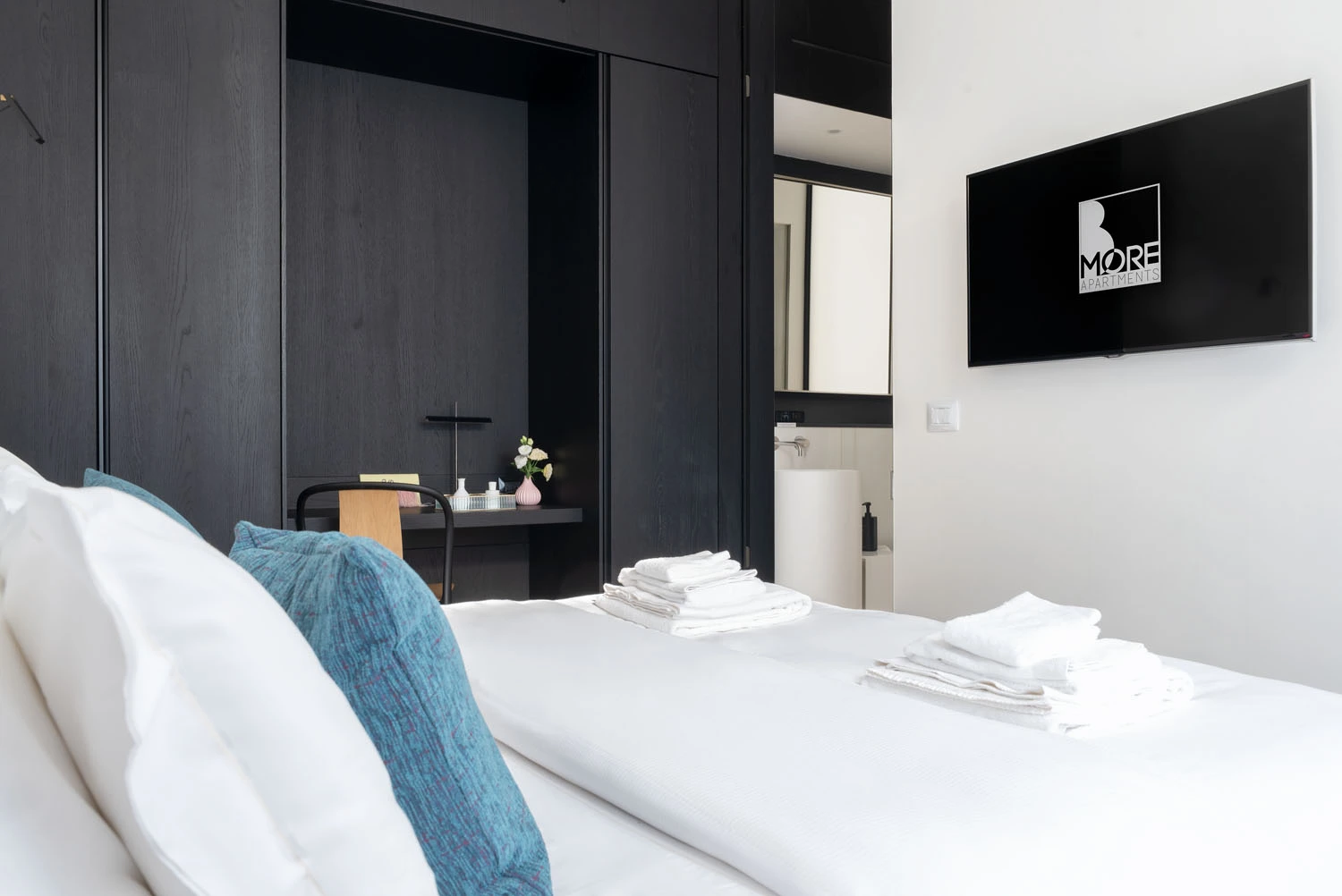 5.3 Bed