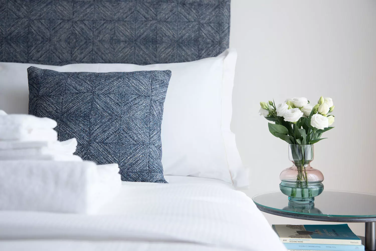 5.4 Luxury Bed