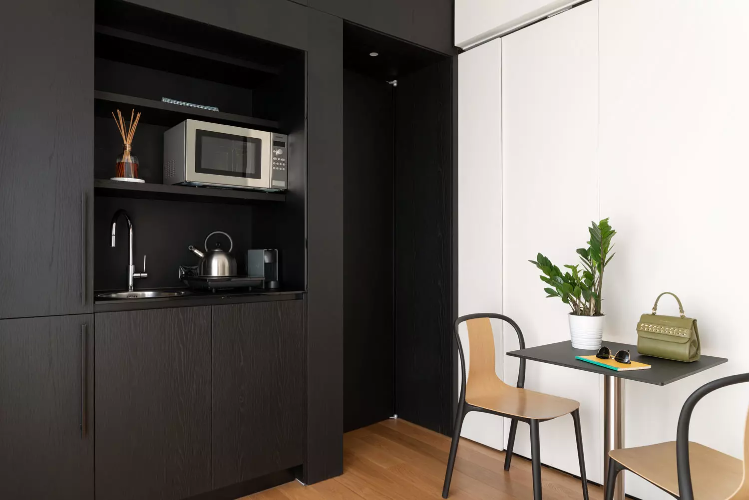 5.4 Sitting Room