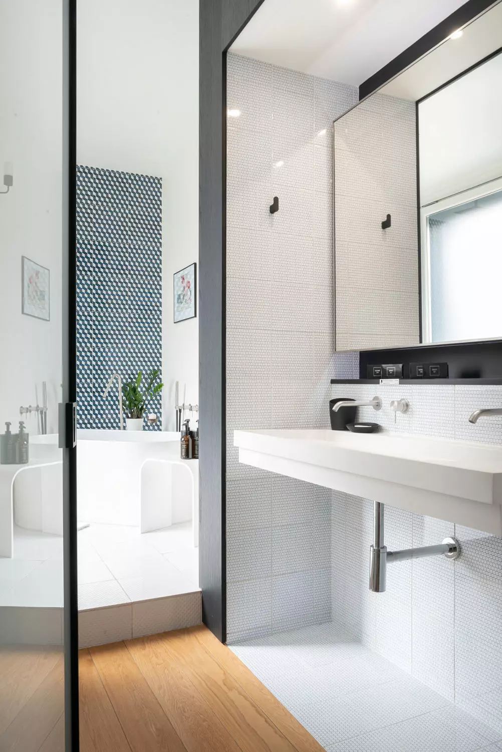 5.5 Bathroom from door